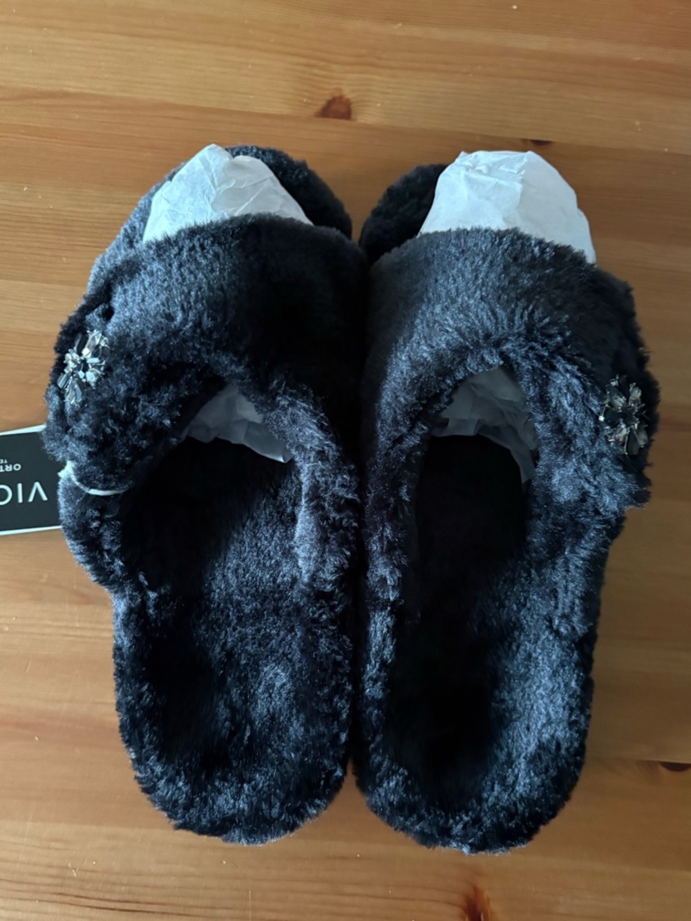 Vionic RelaxLux Black Faux Fur Jeweled Strap Slip-on Slippers Size 7 NWB - Picture 6 of 16